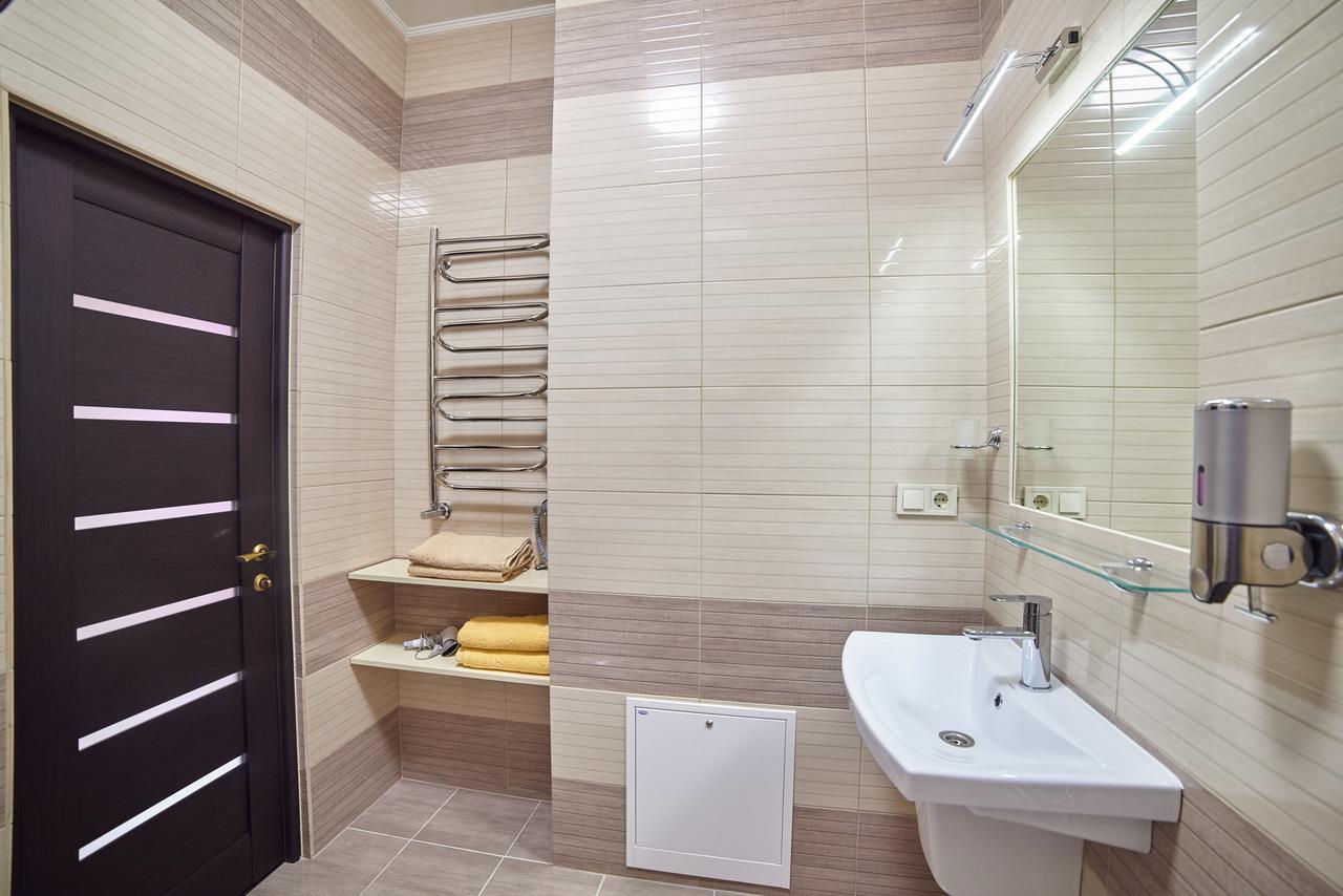 2 Bedrooms Apartment 150M From Opera House Lviv Extérieur photo